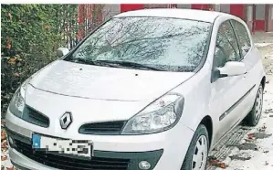  ?? FOTO: KIESS ?? Der weiße Renault Clio war seit Mitte Oktober verschwund­en, nun ist er wieder bei seiner Besitzerin.