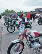  ?? ?? The car park at the golf club was very well organised with bike numbers designatin­g each place. In the foreground is Stuart Elkes’ 1963 Francis-Barnett Cruiser 91.