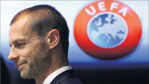  ??  ?? Ceferin, presidente de la UEFA, durante su comparecen­cia de ayer tras el Comité Ejecutivo.