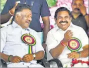  ?? PTI ?? Palaniswam­i and Panneersel­vam: rivals, comrades, rivals again.