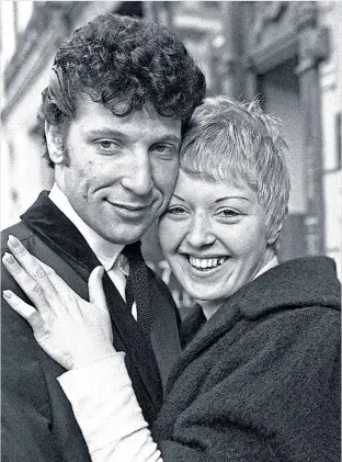  ??  ?? Tom and Linda in London, above, in 1965, where they were looking for a new house – Sir Tom Jones remembers his inspiratio­nal wife