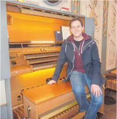  ?? FOTO: JOSEF SCHNEIDER ?? Regionalka­ntor Benedikt Nuding freut sich auf kirchenmus­ikalische Höhepunkte an Karfreitag und Ostern.