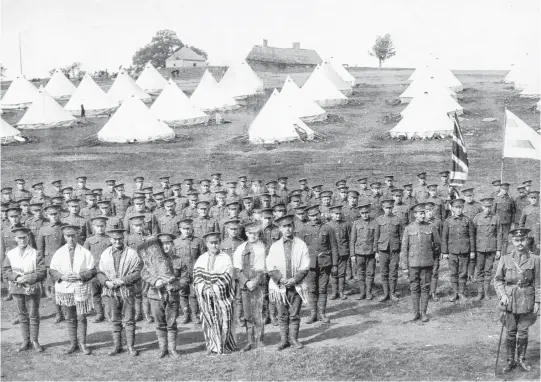  ??  ?? Soldiers of the Jewish Legion in Windsor, Nova Scotia in 1918. They were part of the 39th Battalion Royal Fusiliers.