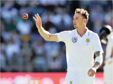  ??  ?? WISE HEAD: Dale Steyn says he is not going to rush back to top cricket.