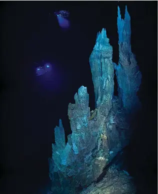  ??  ?? Unlike most hydrotherm­al vents, The Lost City vents, located in the middle of the Atlantic Ocean, are alkaline. Life on Earth could have first emerged around these ‘white smokers’