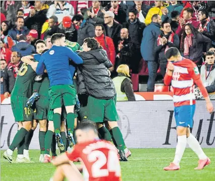  ?? FOTO: EFE ?? A la final
El Athletic logró una plaza en el partido por el título de Copa después de eliminar al Granada en las semifinale­s