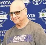  ?? PAT LEONARD/NEW YORK DAILY NEWS ?? Dave Gettleman has same sense of humor as he talks to media for first time since cancer diagnosis in June.