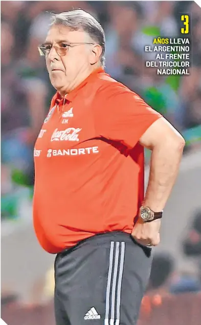  ?? FOTO: MEXSPORT ?? El selecciona­dor fue criticado por, supuestame­nte, estar más pendiente del futbol argentino que del mexicano.