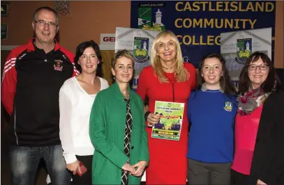  ?? Photo by John Reidy ?? The Expo team from Castleisla­nd Community College pictured with Miriam O’Callaghan on Friday night. Included are: Maurice Casey, Anna Kerin, Carmel Kelly, principal; Miriam O’Callaghan, Grace McCarthy and Anette O’Connor.