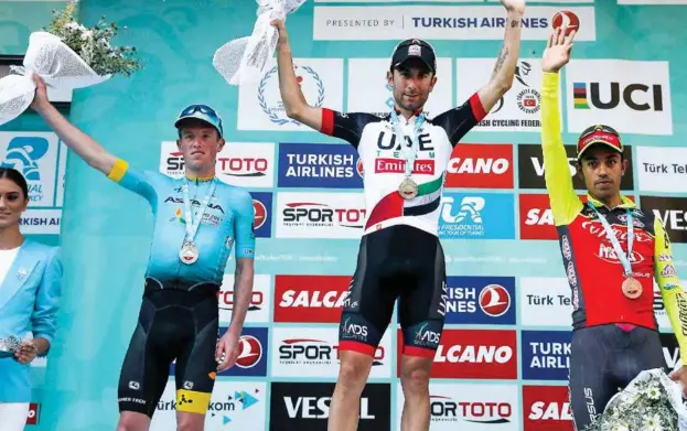  ??  ?? Jesper Hansen blev nummer to i Tour of Turkey i 2017, et løb italienske Diego Ulissi vandt 12 sekunder foran den danske Astana-rytter. I årets Tour er Jesper Hansen hjælperytt­er i bjergene for Jakob Fuglsang. Foto: Ritzau SCANPIX/AA/ABACA