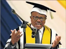  ?? Picture: SISIPHO ZAMXAKA ?? NEW BROOM: UFH VC Professor Sakhela Buhlungu speaks at the main campus in Alice