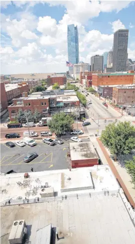  ?? [PHOTO BY DOUG HOKE, THE OKLAHOMAN] ?? Developers are proposing a 10-story office and retail tower for the southeast corner of Sheridan Avenue and Mickey Mantle Drive.