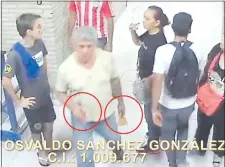  ??  ?? Osvaldo Sánchez aparece con las bombas en el circuito cerrado del PLRA. Es uno de los acusados.