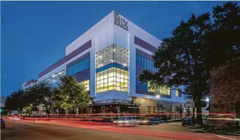  ?? Slyworks Photograph­y / Fifth Corner ?? The Mix at Midtown is 100 percent leased. The building was acquired by a joint venture of Fifth Corner and Pointer Real Estate Partners.