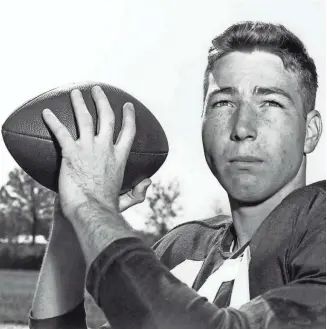  ?? COURTESY BART STARR FAMILY ?? Bart Starr attended the University of Alabama, in part because he wanted to stay close to Cherry Morton, who would become his future wife.