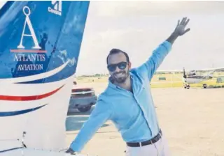  ?? // ABC ?? Alfredo Díez, junto a uno de sus aviones, en una foto de archivo