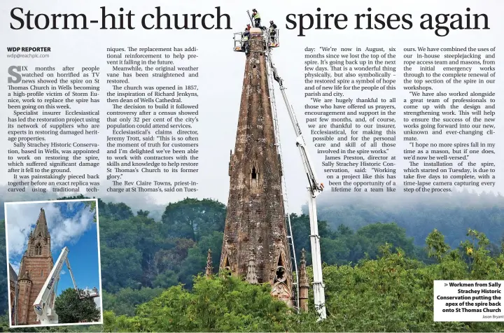  ?? Jason Bryant ?? Workmen from Sally Strachey Historic Conservati­on putting the apex of the spire back onto St Thomas Church