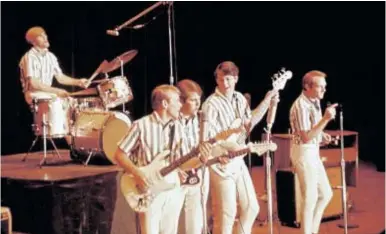  ?? // CEDIDA POR DISNEY+ ?? The Beach Boys, en 1964