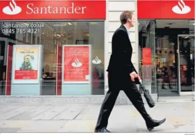  ?? ARCHIVO ?? Oficina de la filial de Banco Santander en el Reino Unido.
