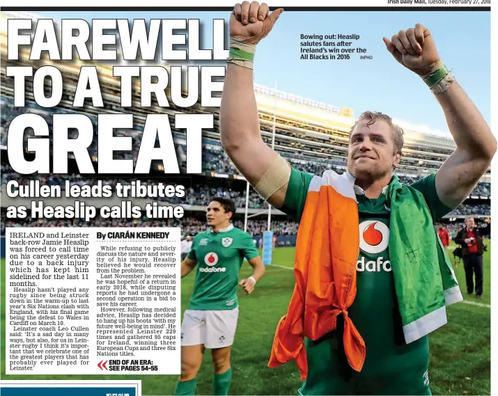  ?? INPHO ?? Bowing out: Heaslip salutes fans after Ireland’s win over the All Blacks in 2016