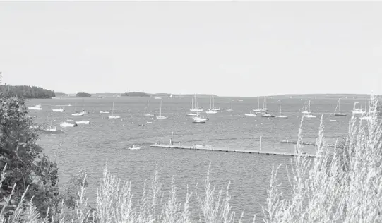  ?? HEIDI KIRN/THE NEW YORK TIMES PHOTOS ?? A view of Casco Bay on Aug. 17 from the Eastern Promenade in Portland, Maine.