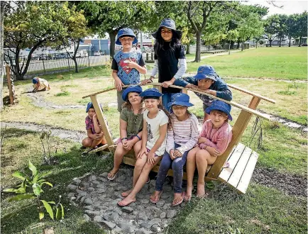  ?? PHOTO: WARWICK SMITH/STUFF ?? Roslyn School children are upset a vandal has damaged their outdoor classroom area - twice.