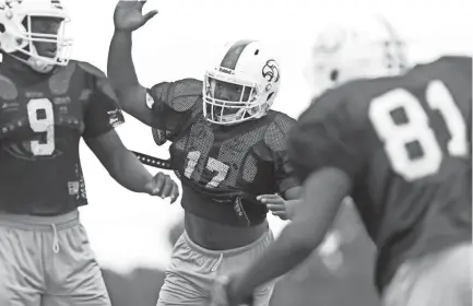  ??  ?? Horn Lake’s Nakobe Dean, center, practices with his teammates on Wednesday, Oct. 10. JOE RONDONE/THE COMMERCIAL APPEAL