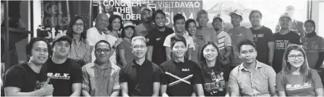  ?? ADAM B. MORRELL PHOTO ?? VISIT DAVAO Summer Festival (VDSF) staff, organizers of Boulder Face Challenge, Mt. Apo Vertical and Sky Race and 1st Compostela Valley Bobay Climb with the participan­ts pose after the press conference yesterday held at the Recreation­al Outdoor...