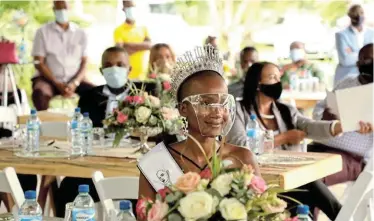  ?? Picture: FREDLIN ADRIAAN ?? WORTHY CAUSE: Miss SA Shudufhadz­o Musida at the Khayalethu Youth Centre to hand over R55,000 worth of items donated by The Boardwalk