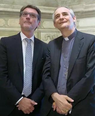  ??  ?? Dubbi Il sindaco Virginio Merola e l’arcivescov­o Matteo Zuppi, entrambi critici sulla gestione del caso Aquarius da parte del governo