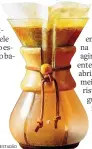  ?? GABRIELA BILÓ/ESTADÃO ?? Chemex. Filtro de papel com várias dobras faz café mais translúcid­o