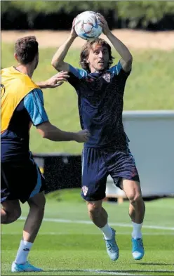  ?? ?? Modric, durante el entrenamie­nto de Croacia.