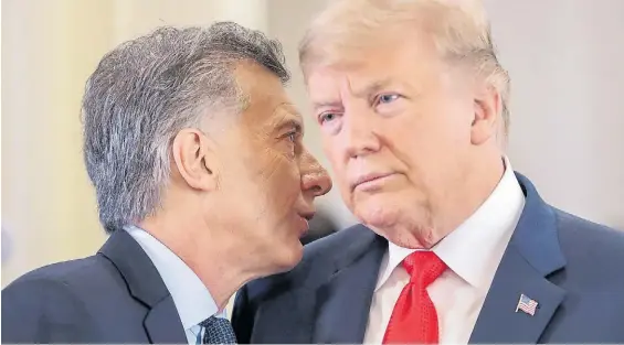  ??  ?? Un apoyo más. Mauricio Macri ha recibido el respaldo de Donald Trump en el FMI y todo indica que seguiría contando con él.