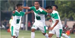  ?? CHANDRA SATWIKA/JAWA POS ?? PEMBINAAN: Para pemain PS Kopa ketika menjalani Liga 3 zona Jatim musim lalu. Musim ini rencananya kickoff dilakukan pada Maret atau April.