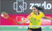  ?? SUBHANKAR CHAKRABORT­Y/HT PHOTO ?? Chennai Smashers’ PV Sindhu in action against Delhi Dashers’ Sung Ji Hyun on Wednesday.