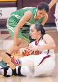  ?? JIM THOMPSON/JOURNAL ?? Valley’s Analysia Moya, bottom, grabs the ball in front of Albuquerqu­e High’s Jodeci Nious during Thursday night’s game.