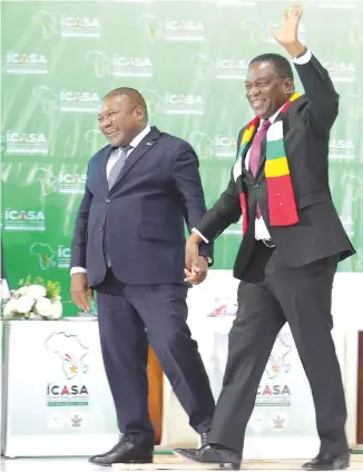  ?? AIDS week. — Picture: Justin Mutenda ?? President Mnangagwa and his Mozambican counterpar­t President Filipe Nyusi bid farewell to delegates at the end of the official opening of the 22ŶĚ Internatio­nal Conference on and STIs in Africa held in Harare last