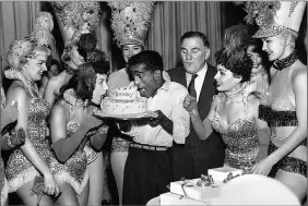  ?? ?? THE LAST DANCE: Sammy Davis Jr with showgirls in 1955 and, right, some of the cast of Jubilee! which closed in 2016 after 35 years in Vegas