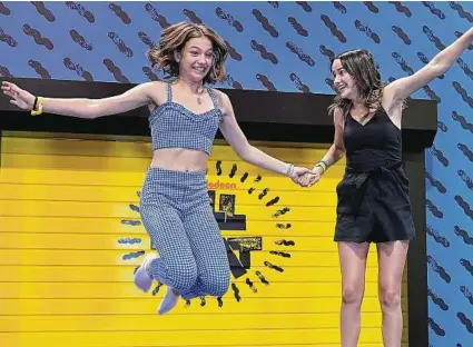  ?? Charley Gallay / Getty Images ?? Jayden Bartels and Annie LeBlanc attend Nickelodeo­n at VidCon US 2019 in Los Angeles.