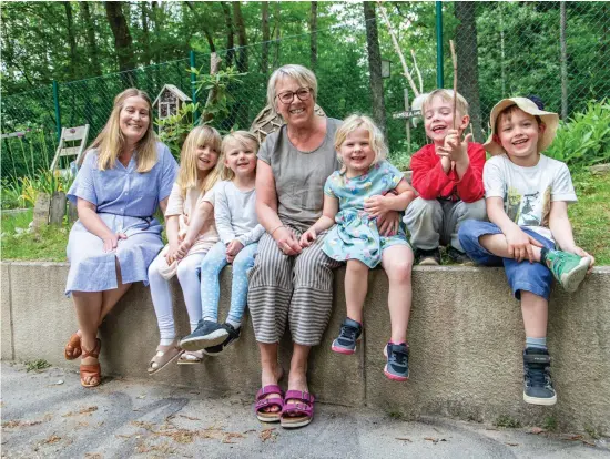  ?? BILD: MATILDA FALK ?? Från vänster: Rektor Karin Widegren, Juni Ragnfeldt, Majken Westman, pedagog Anita Billgren Nilsson, Matilda Dahl, Floyd Jansson och Einar Udén.