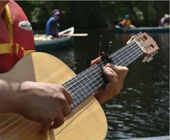  ?? JIM RANKIN/TORONTO STAR ?? Camp Awakening, one of 102 camps the Fresh Air Fund works with, offers youth with physical disabiliti­es a chance to enjoy summer programmin­g that includes canoe trips.