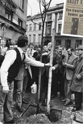  ?? FOTO RR ?? Bij het begin van de lente, 21 maart 1970, werden voor de eerste maal op grote schaal boomplanta­cties gehouden in heel Vlaanderen.