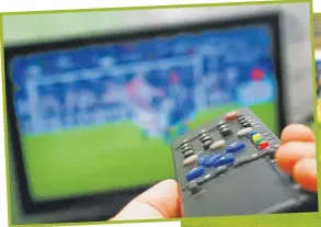  ?? SHUTTERSTO­CK ?? BAJO CONTROL. No todo es dinero: en Bolivia, Perú, Brasil y México ofrecen al menos un partido por televisión abierta.