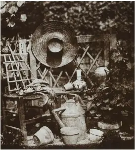  ??  ?? Right In his compositio­n au chapeau, ca. 1847, the French photograph­er Hippolyte Bayard has arranged the objects – a straw hat, terracotta pots, and water cans – with great care and familiarit­y. They’re clearly well used suggesting that Bayard might also have been a gardener.