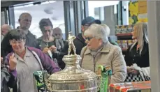  ?? 16_T36_M&S11 ?? Shoppers were greeted in-store by shinty legends from the last cup winning team of 1996.