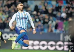  ??  ?? Armando Sadiku celebra un gol con el Málaga esta temporada.