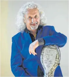  ?? FOTO: MARIE BAUWENS PHOTOGRAPH­IE ?? Mischa Maisky trägt den Beinamen „Romantiker des Cellos“. Im Februar tritt er im Theater Lindau auf.