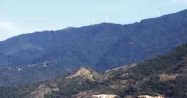  ?? ?? Wind Farm in Mindoro (as seen from boat to Abra de Ilog)