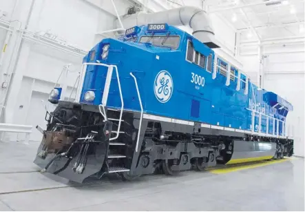  ?? Mark Fainstein/The Associated Press/General Electric ?? Rail companies are preparing to experiment with redesigned engines capable of burning both diesel and liquefied natural gas to take advantage of a booming natural gas production.
