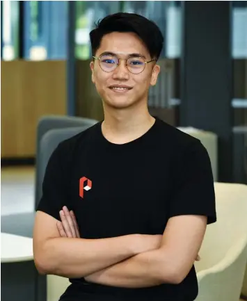  ?? ALBERT CHUA/THE EDGE SINGAPORE ?? Low: We provide them with a perspectiv­e of how these investment­s are structured; how to seek for funding; how to scale a company, or some other insights that generally ordinary students might not have